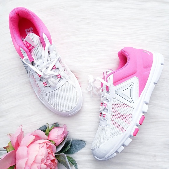 Reebok Shoes - Reebok Avon 39 Breast Cancer Neon Pink Sneaker